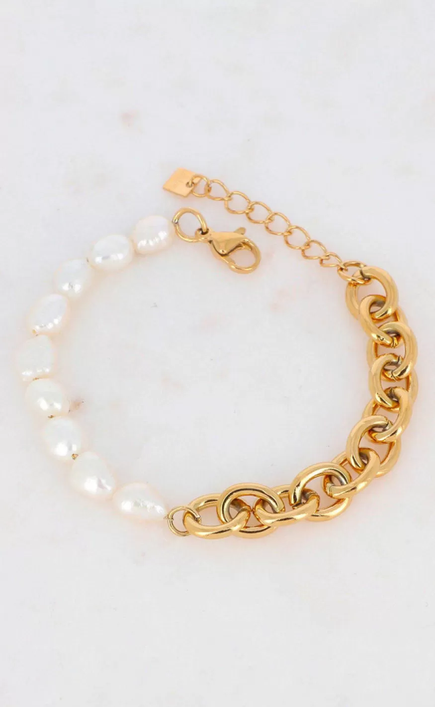 Smykkeli Copenhagen Armband - Paris - Gold W. Freshwater Pearls Clearance